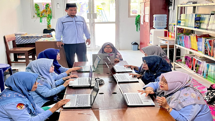Pacu Profesionalisme Pendidik, Guru MIN 2 Bandar Lampung Sukses Ikuti AKGTK